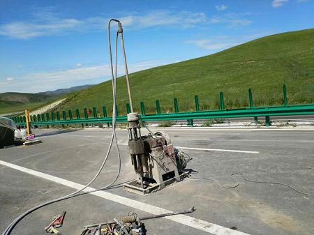 凤冈公路地基基础注浆加固